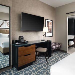 Guest Room 1 King