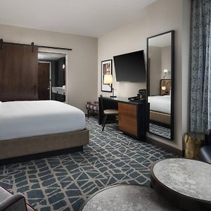 Guest room 1 King River view Corner room